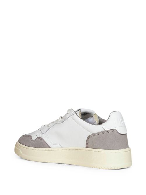 Sneakers uomo Autry Medalist grigie e bianche in pelle e camoscio AUTRY | AULMFT15