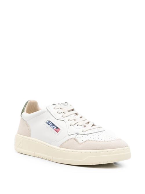 Sneakers uomo Autry Medalist Low bianche e verdi in pelle e suede AUTRY | AULMLS17