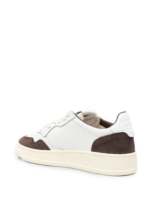 Sneakers donna Autry marroni e bianche in pelle e camoscio AUTRY | AULWFT19