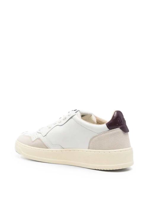 Sneakers donna Autry Medalist Low bianche e bordeaux in pelle e suede AUTRY | AULWLS18