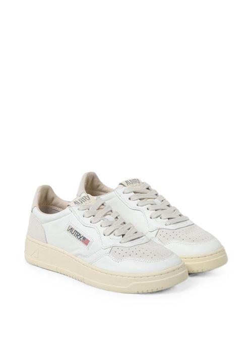 Sneakers donna Autry Medalist Low total white in pelle e suede AUTRY | AULWLS30