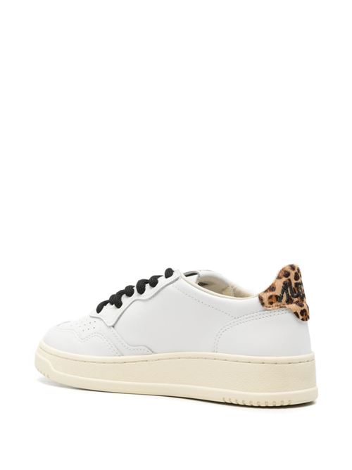 Sneakers donna Autry bianche e leopardate in pelle e cavallino AUTRY | AULWOC02