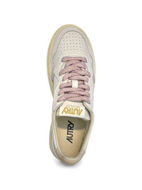 Sneakers donna Autry Medalist Low bianche e rosa con dettagli lurex AUTRY | AULWSW04
