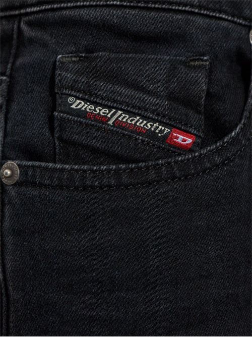Jeans donna Flare D-Akemi DIESEL | A0362509N8902
