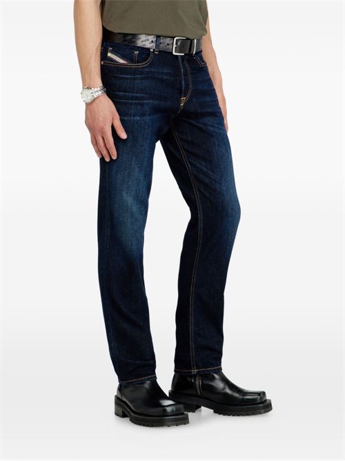 Jeans uomo Diesel 2023 D-Finitive scuro regular tapered DIESEL | A1022909Q1501
