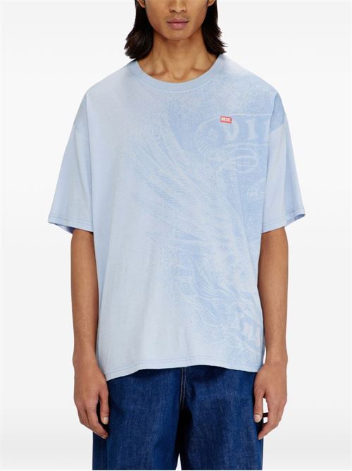 T-shirt uomo Diesel celeste con stampa maxi DIESEL | A222450AGCU85W