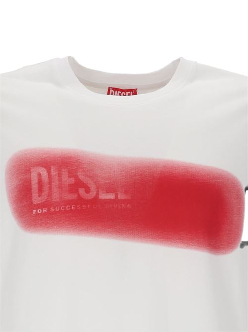 T-shirt uomo Diesel bianca con stampa sfumata rossa DIESEL | A251210QIAM100