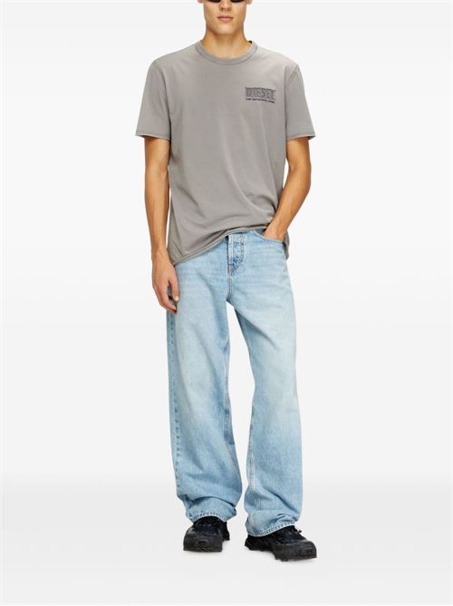 T-shirt uomo Diesel taglio vivo patch grigio DIESEL | A209580KMAH97D