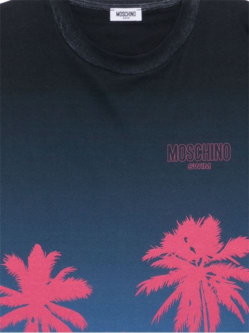 T-shirt uomo Moschino azzurra sfumata con stampa palme MOSCHINO | A070394241296