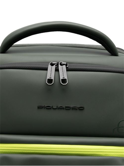 Zaino da viaggio verde militare porta pc e resistente all'acqua Piquadro | CA6631C2OWVE