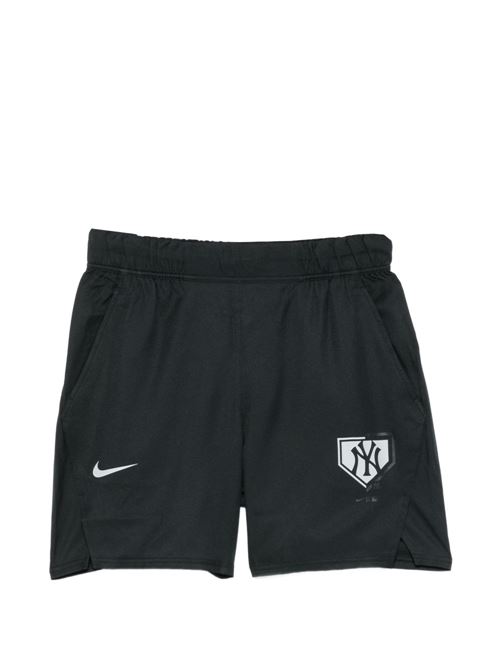 Shorts uomo Nike neri con linea essenziale nike | 01NA-00A-NK-RW00A