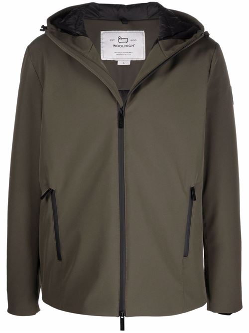 Giacca uomo modello Pacific in Softshell color verde militare WOOLRICH | CFWOOU0500MRUT2735614